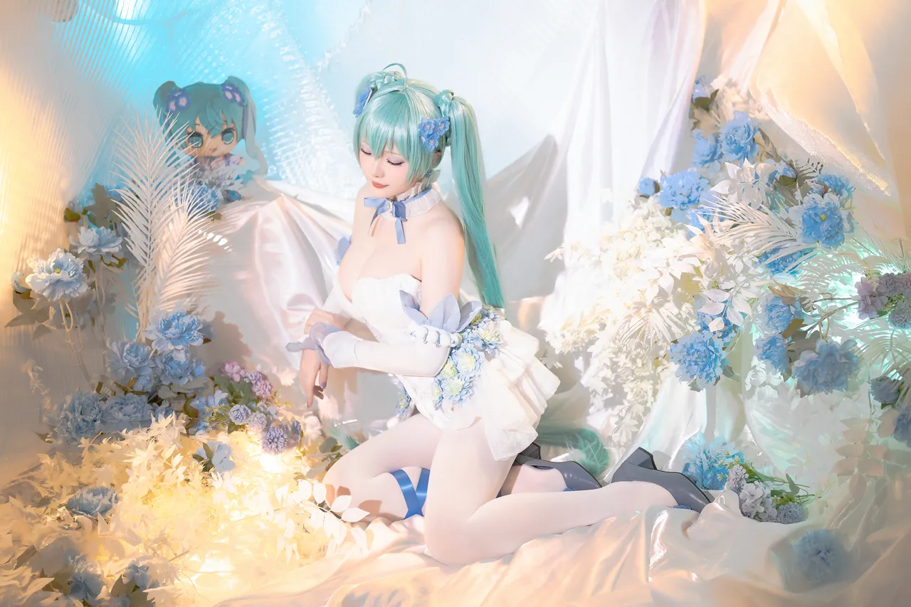 星之迟迟 - NO.215 2024年02月计划A 初音未来 粉蝶花精灵54P1V-4.51GB-erohere18.webp